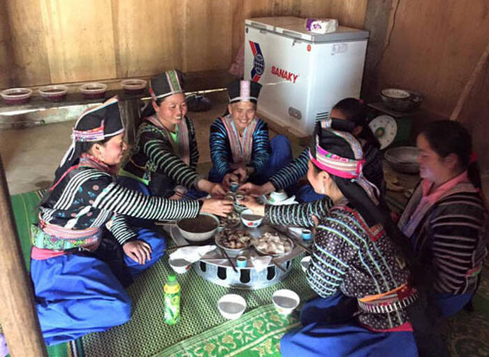 Mâm cơm đầu năm tiếp đãi khách trong tết cổ truyền của người H'Mông